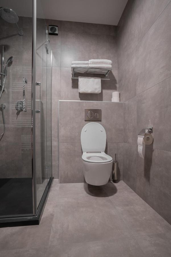 Maestro - Rooms & Restaurant Vukovar Ngoại thất bức ảnh