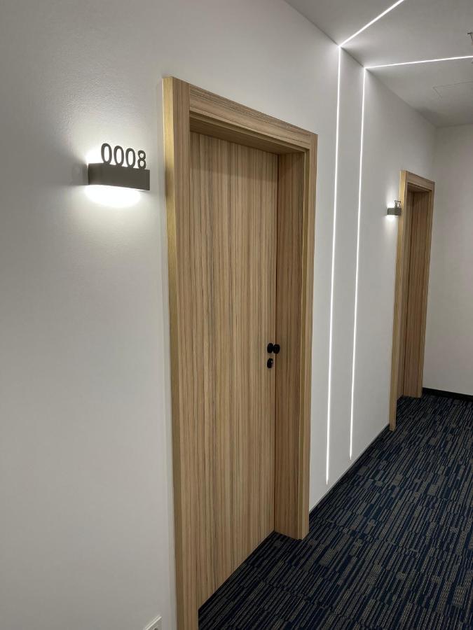 Maestro - Rooms & Restaurant Vukovar Ngoại thất bức ảnh